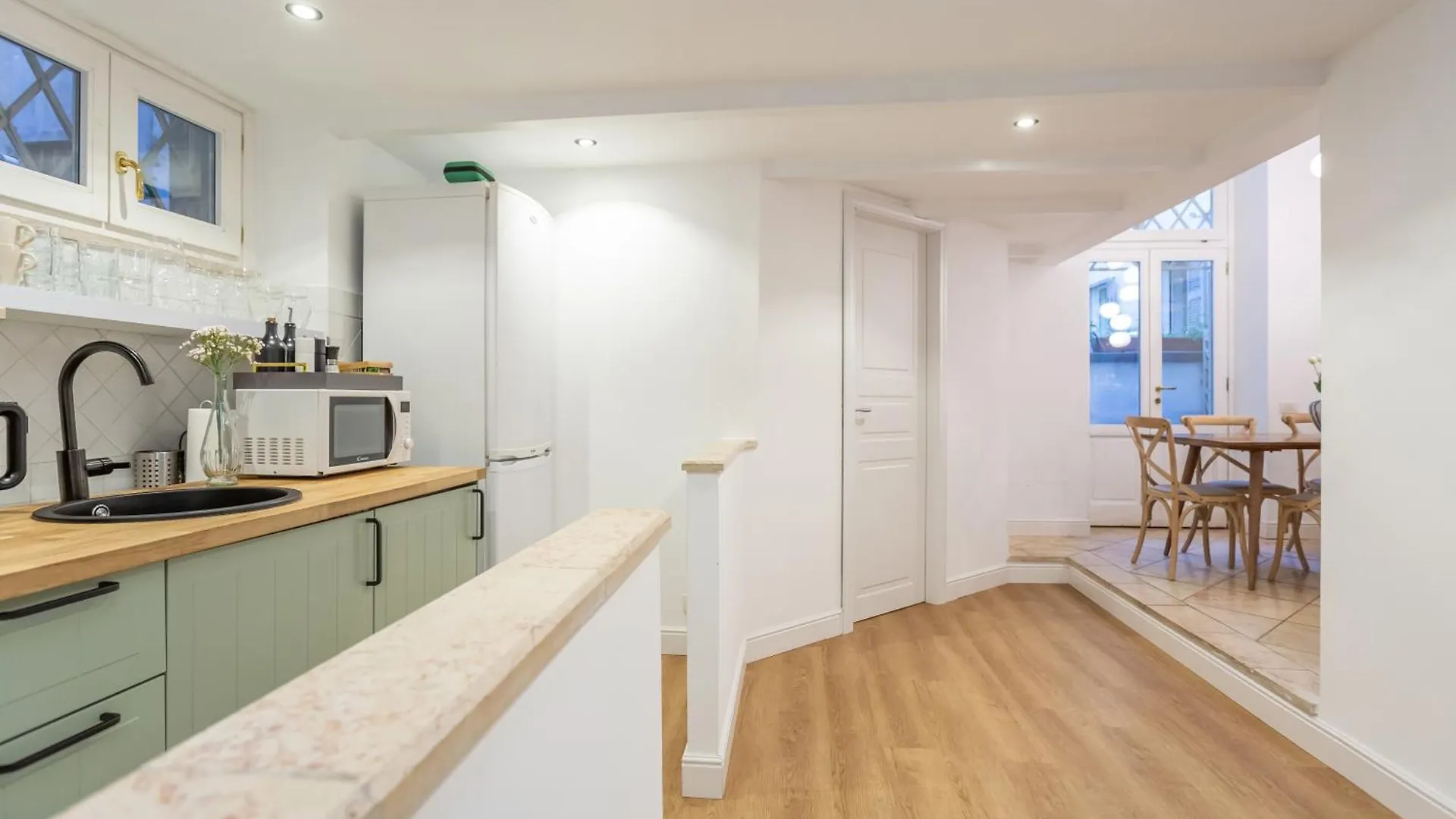 Daplace - Iris Apartment Rome Italy