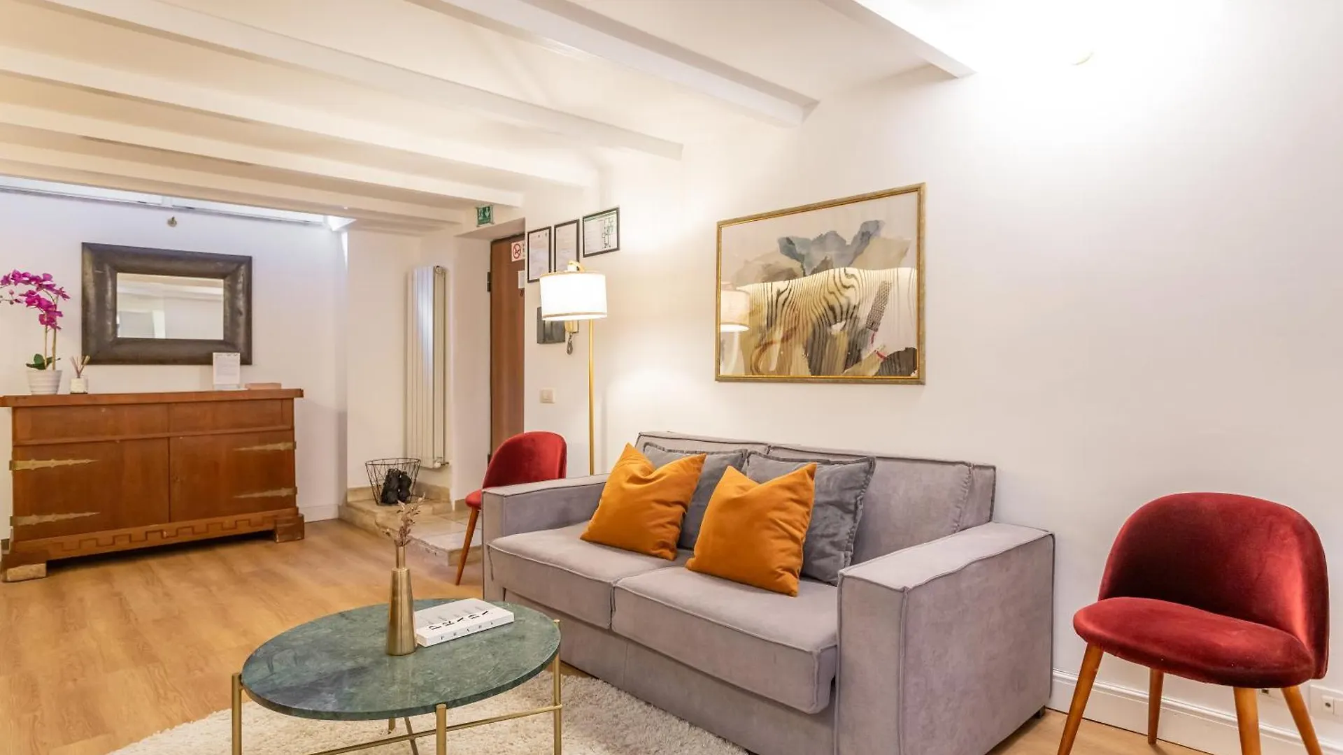 Daplace - Iris Apartment Roma