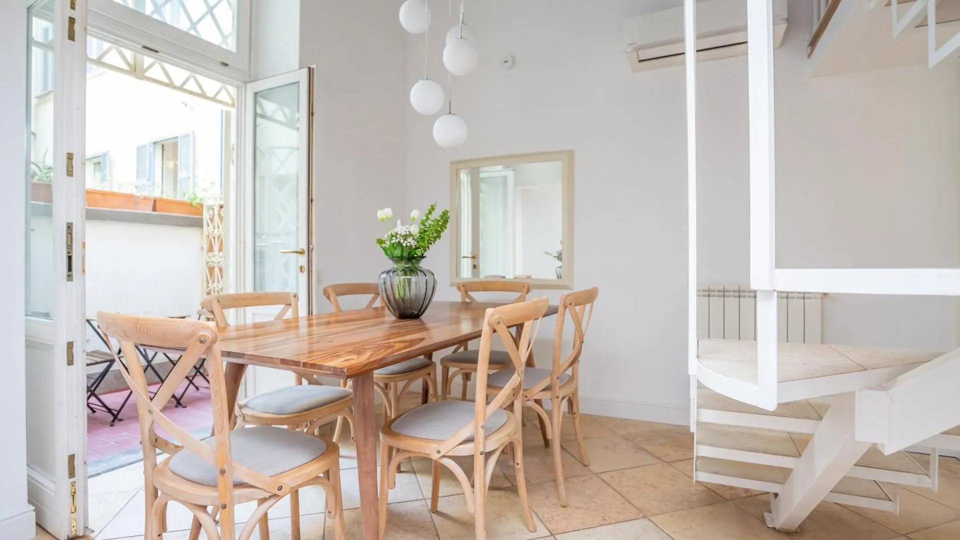 Daplace - Iris Apartment Roma